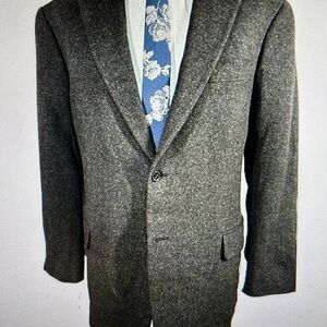 PBM-Scarborough’s Vintage Gray Camel Hair Men's Blazer. Size 44”.